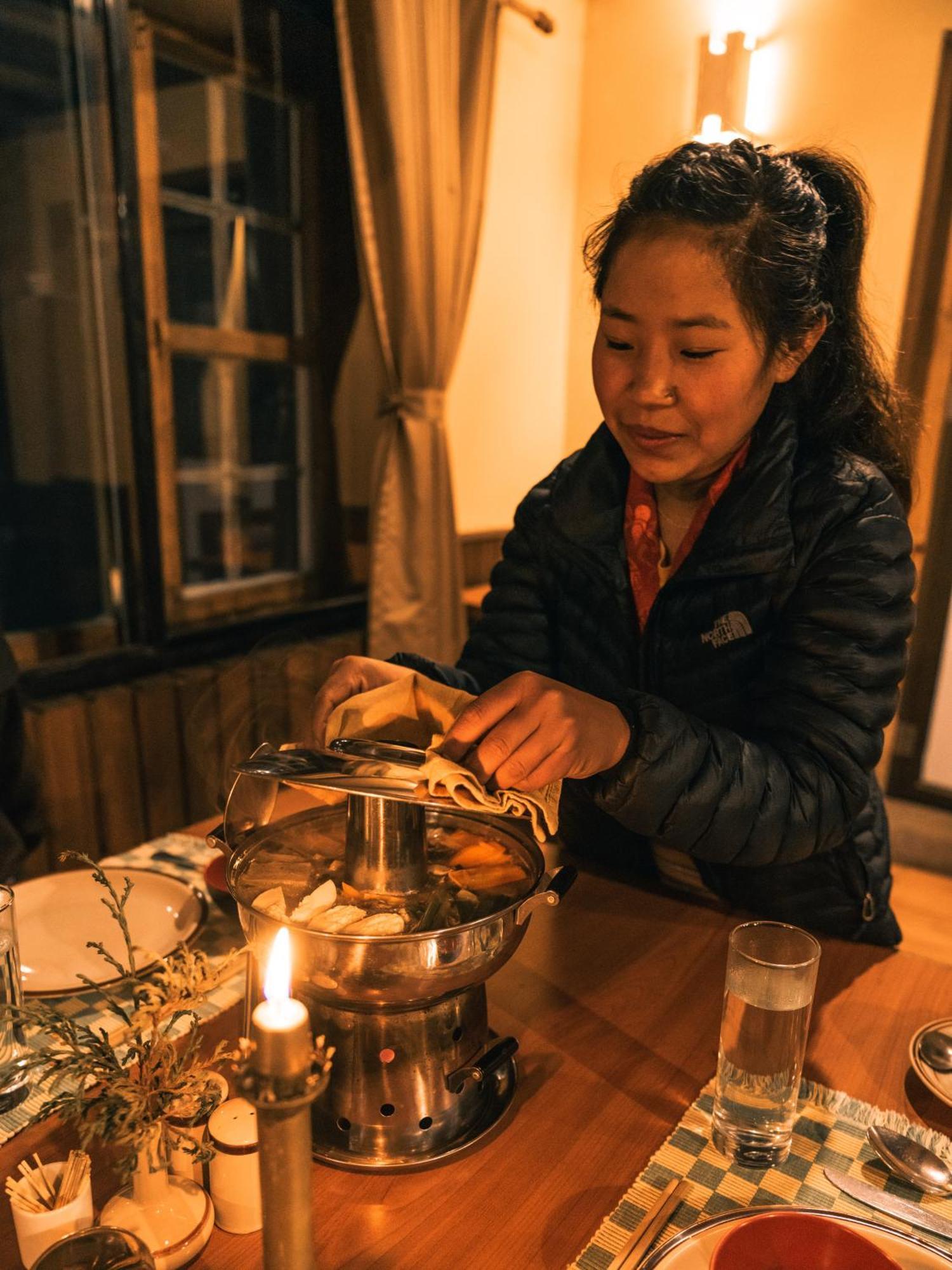 Mountain Lodges Of Nepal - Namche Bagian luar foto
