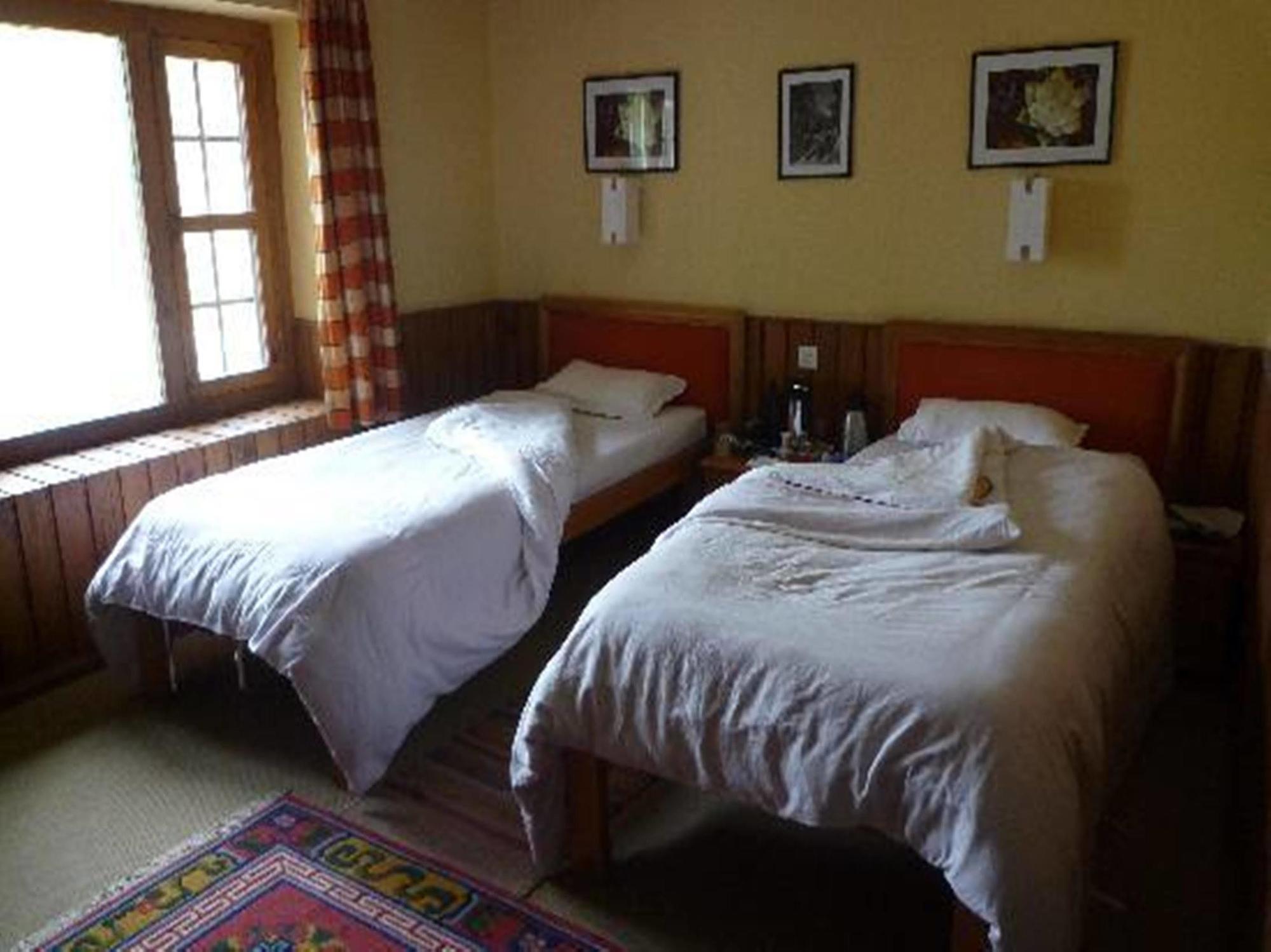 Mountain Lodges Of Nepal - Namche Bagian luar foto